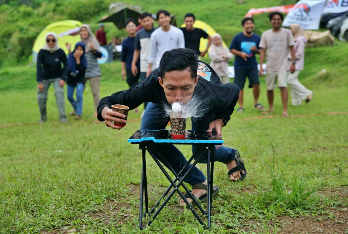 Man joining an outdoor contest to illustrate unusual competitions to enter for fun